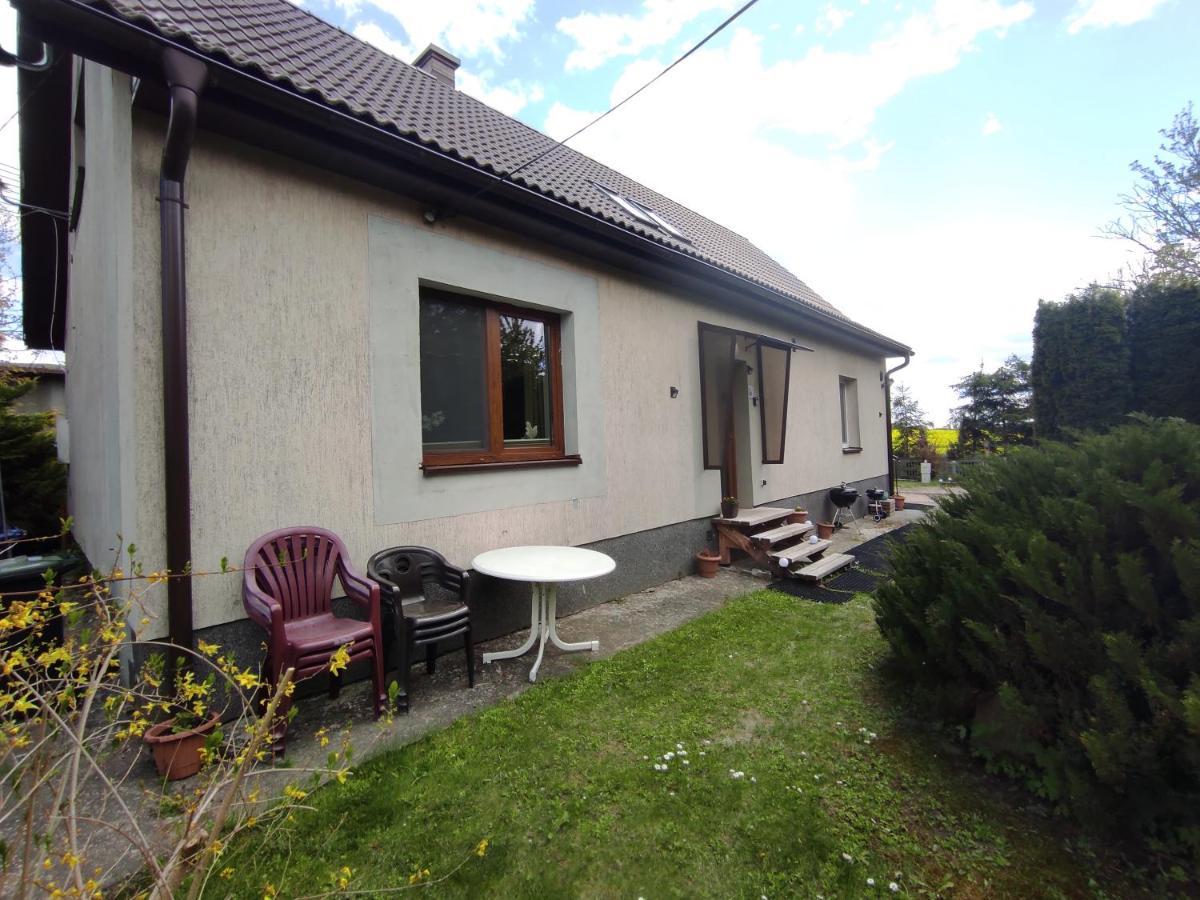 Apartamenty z ogrodem 2 Mragowo Bagian luar foto